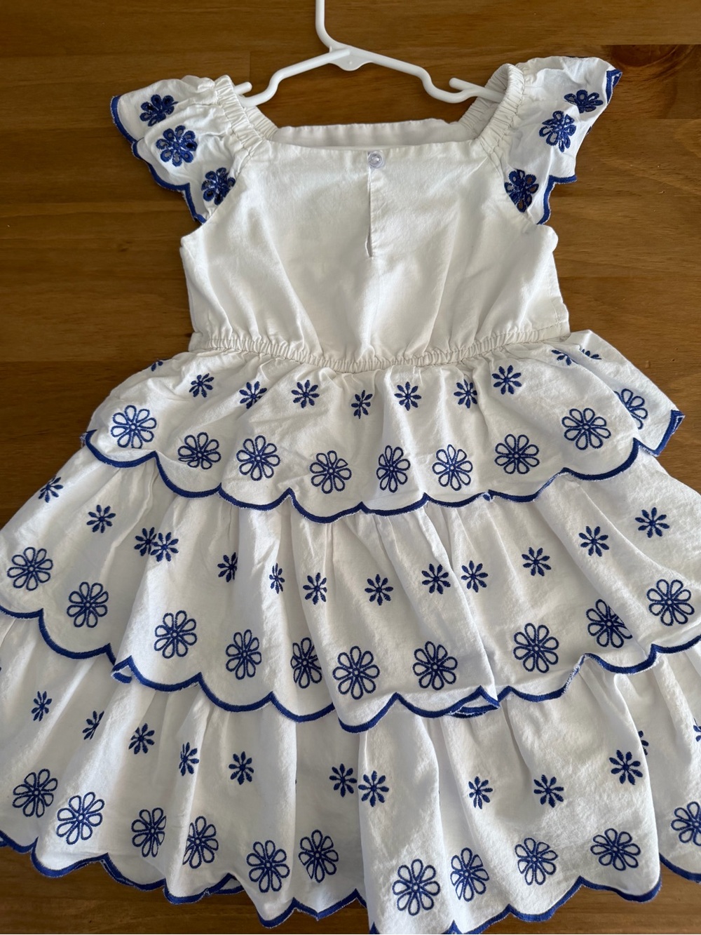White & Blue Embroidered Ruffle Kids Dress Size 4T - Picture 4 of 8